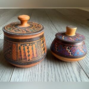 Handcrafted Peruvian Terracotta Vessels 2-Piece Set With Lids